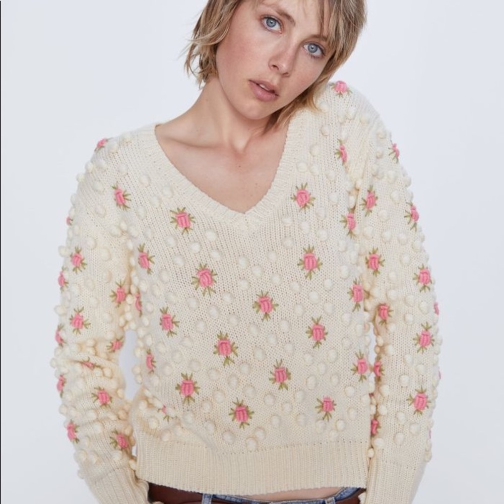 Zara size medium floral pom Pom sweater new without tags